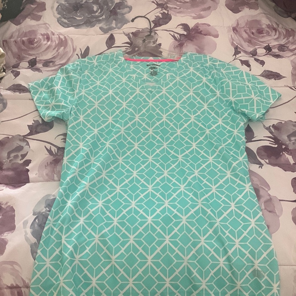 Reel Legends Women’s Tee - Size Medium